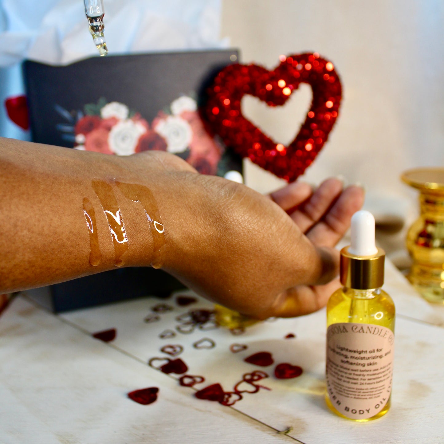 Moisturizing Shimmer Body Oil